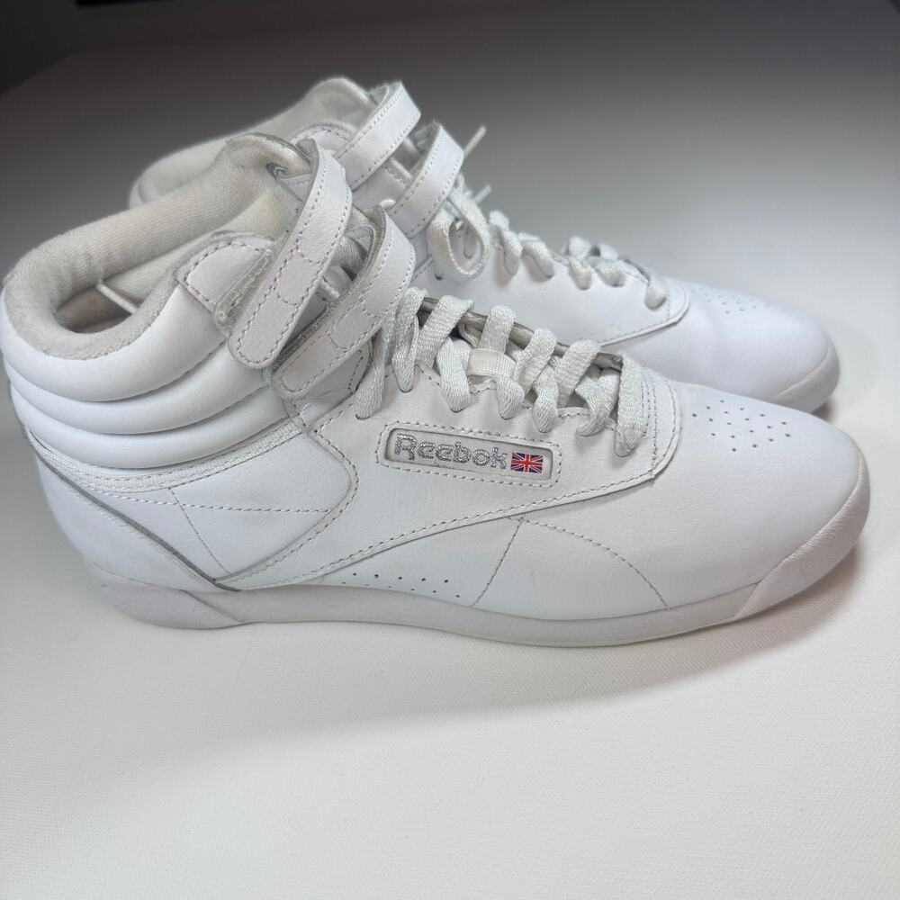 Reebok Freestyle Hi Classic Womens 9 White Leather High Top Sneakers 2431
